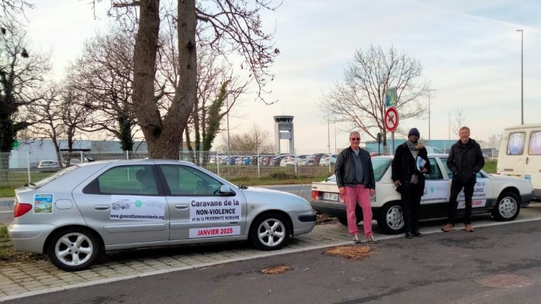 la caravane de la Paix et de la non-violence