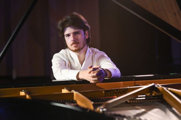 Dimitri Malignan : Les Secrets d’un Pianiste