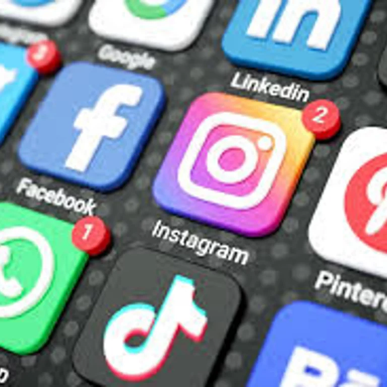 Les réseaux sociaux sont- ils influents ?
