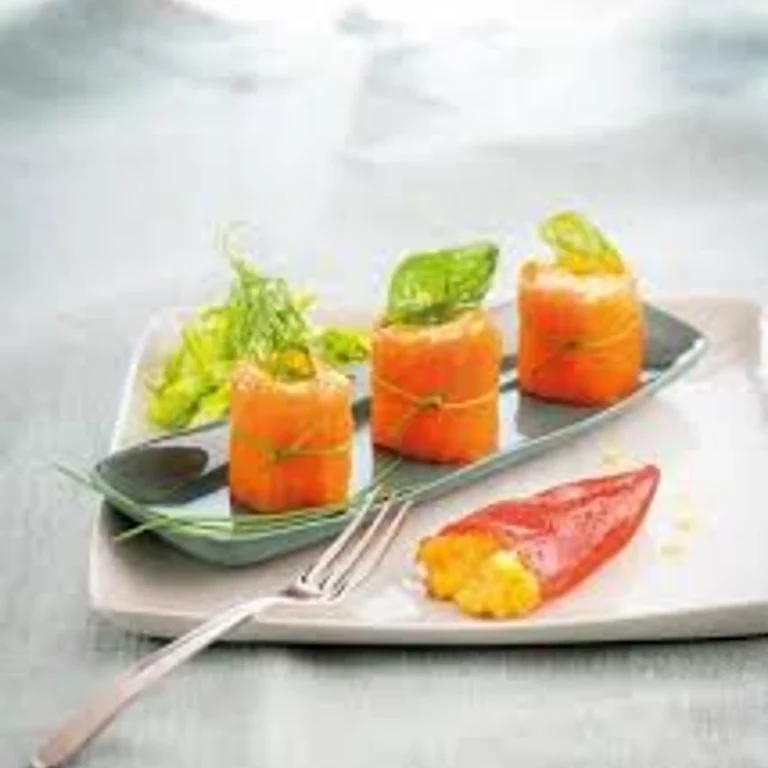 Rouleau de saumon fumé au crabe