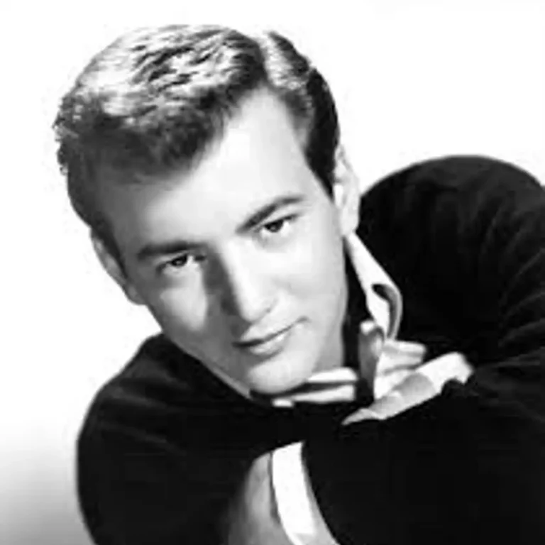 BOBBY DARIN et son BIG BAND