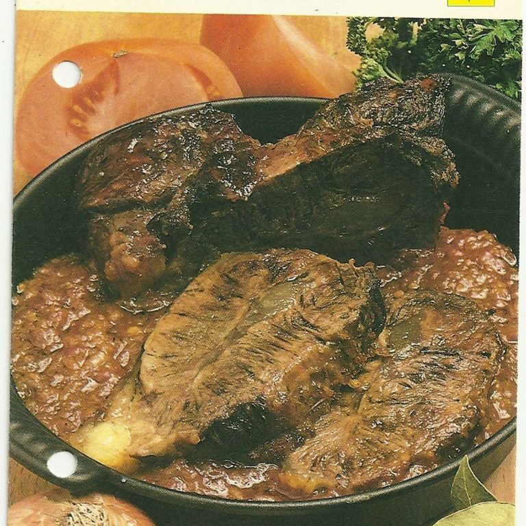 Bœuf braisé à la purée d’oignons