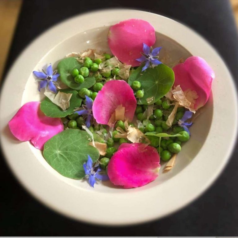 Salade de petits pois au katsuobushi