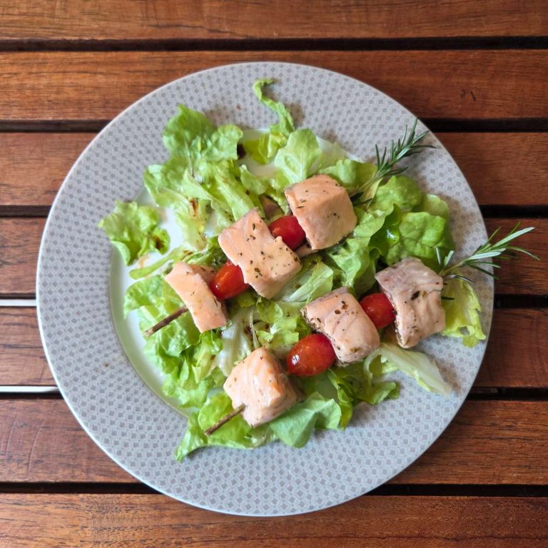 Brochettes de saumon au romarin
